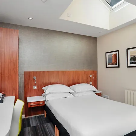 The Place Hotel Edinburgh Exterior photo